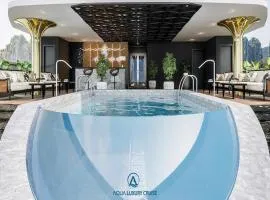 Aqua Luxury Cruise