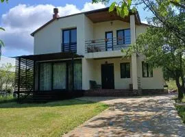 Omsi Villa with views