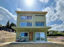 Asmira Apartments