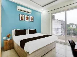 Super Townhouse Subhash Chowk Near Medanta Hospital Formerly L B Residency