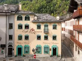 Café Quinson Relais de Charme