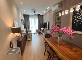 Master Bedroom only in Bayan Lepas Share Space, hotel with hot tubs in Bayan Lepas