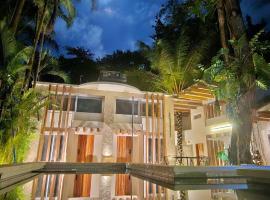 Dreamcatcher Hotel - Live the Dream of Santa Teresa, hotel con bañera de hidromasaje en Playa Santa Teresa