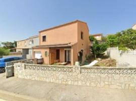 Maison sur vue montagne, hotel in Canet-en-Roussillon