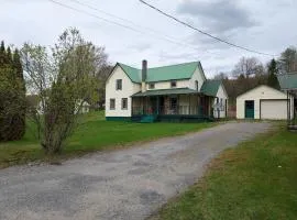 Gore Mtn Camp, 4BR, Office, 1GB WiFi, rafting, caves