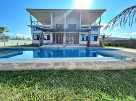 Alcyone Residence - Ocean View Villa, self-catering accommodation in Muyuni