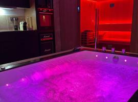 Da Lisa wellness spa proche centre ville, spa hotel in Reims