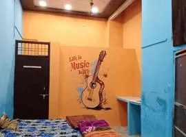 Radha Kunj Bihari guest inn