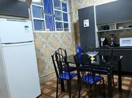 Casa 3 quartos ar condicionado perto do centro