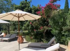 Le Domaine de l'Aiguille Alpilles, Eygalières, Saint Rémy de Provence