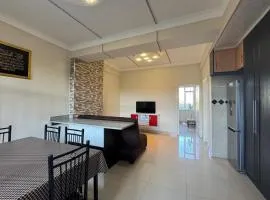 303 Beach Hurst