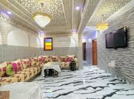 Maro house