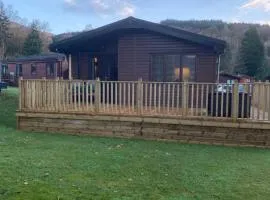 Cozy Loch Lomond Lodge 27, Rowardennan