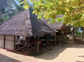 Lokobe eco lodge