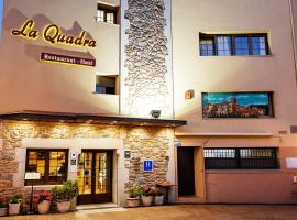 Hotel-Restaurante La Quadra, hotel em Maçanet de Cabrenys