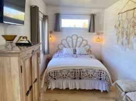 Mimi's tiny house, mini casa em Saint-Germain-sur-Ay
