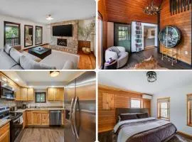 3BR Cozy Cabin with Mountain Views & Fireplace