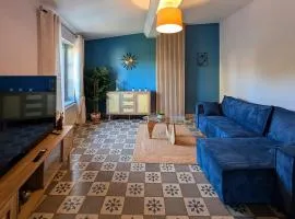 T2 tout confort, cité, parking