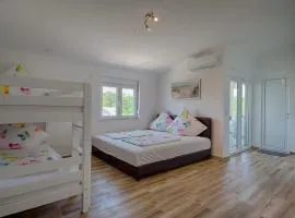 Biševo Apartmani