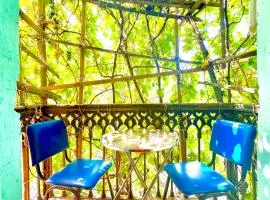 Private Rooms in Family Guesthouse