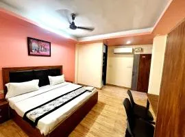 Kerala Home Stay - Walking Distance From Nizamuddin Railway Station