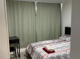 Toronto Full Bed in a Room - Midtown