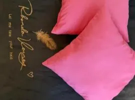 Apartament w Pobliżu Piotrkowskiej, Własny Parking, Parter, Bez Sąsiadów, Spokój i wygoda