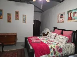 Mesklip guest farm Die Driehoek