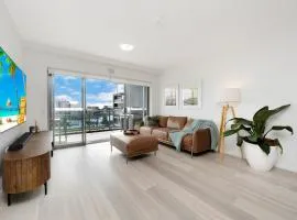 Marina View 2 Bedroom Apartment