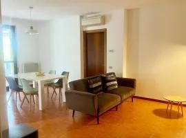 Selene Apartment 20 minutes by train from Venice