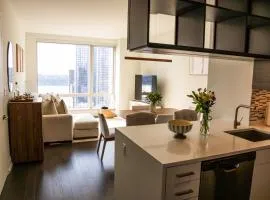 Unique Stays at NYC - High-Luxury - Gym & Pool