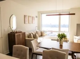 HIGH luxury in Manhattan by Unique Stays - Gym & Pool