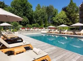 Apartment with view of swimming pool