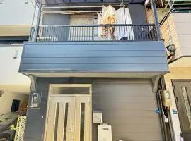 Osaka Guesthouse SAYURI HONKAN