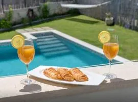 Luxury Apartment with Private Heated Pool