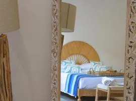 LIGEA APARTMENT - Bright Mediterranean Home with Bali-Inspired Touches - Central Anzio near Sea, Train and Bus Station