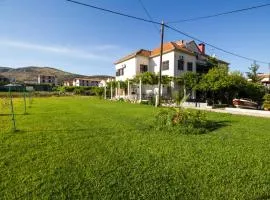 Apartments Svilan