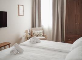 Stara šola Kaval, luxury hotel in Velike Brusnice