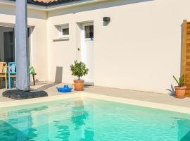 Lits faits, valise à poser, 3 mn Futuroscope, hotel i Chasseneuil-du-Poitou