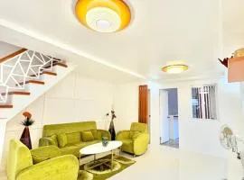 Aesthetic House - 3 minutes away from Airport