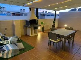 Encantador Apartamento dúplex con vistas al mar