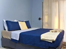 Urban Retreat - Room with Private Entrance