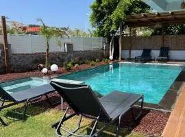 Casa Oliva City 3 with Sauna Jakuzzi Pool & BBQ