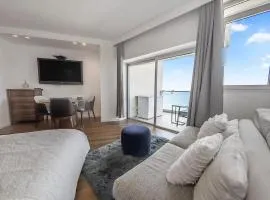 The Sharon Sunset Loft