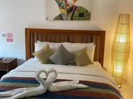 RBE Hotel Kuta 3- 5 Min to Airport&Beach by Micky Studio