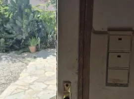 La maison aux arbres fruitiers