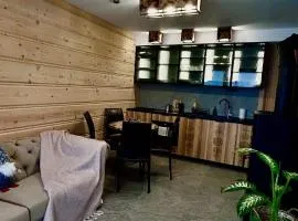 Schronisko Zmysłów - Apartament 1