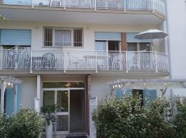 Casa Marialuigia - Appartamenti per famiglie, lejlighed i Lido di Jesolo