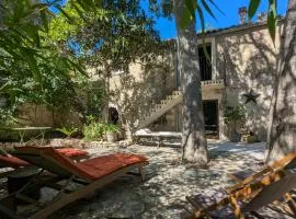 Maison Felisa