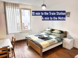 Quiet Central Stay & Parking Assistance